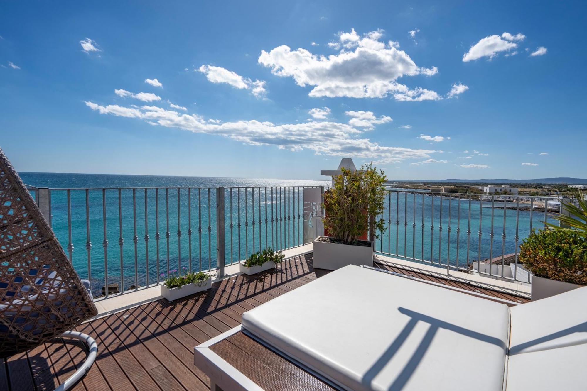 Apulia Charming Suites - Casa Rossa Suite Perla E Suite Corallo Savelletri Exterior photo